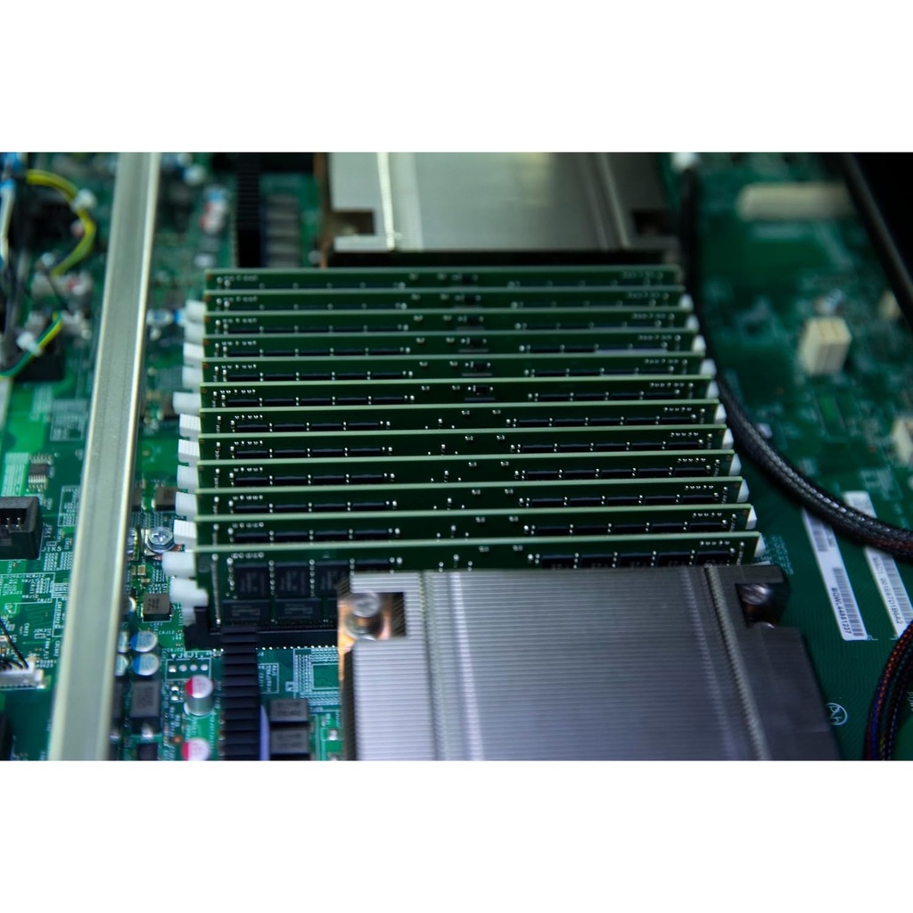 Kingston Server Premier 32GB DDR5 6400MT/s CL52 ECC DIMM Desktop Memory